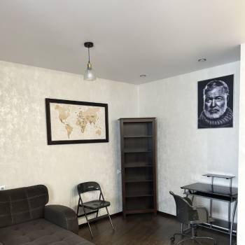 Продается 1-комнатная квартира, 43 м²