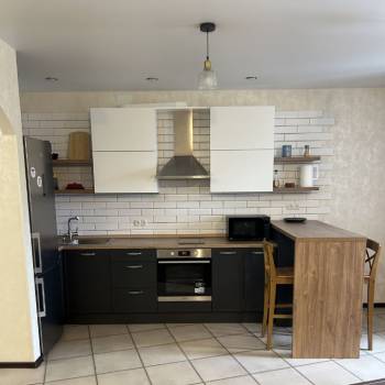 Продается 1-комнатная квартира, 43 м²