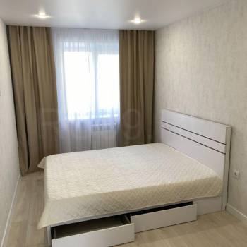 Сдается Многокомнатная квартира, 56 м²