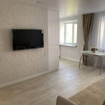 Сдается Многокомнатная квартира, 56 м²
