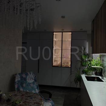 Продается Многокомнатная квартира, 92 м²