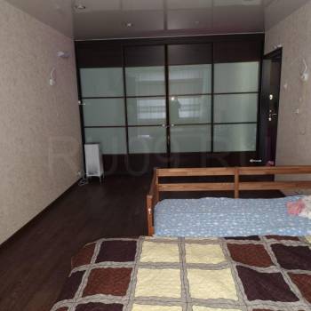 Продается 1-комнатная квартира, 32 м²