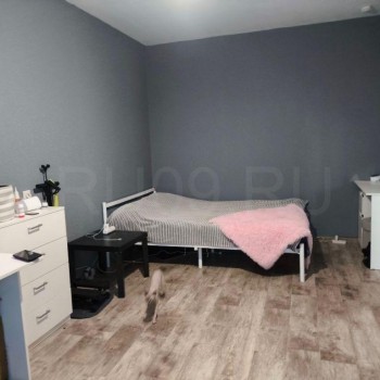 Продается 1-комнатная квартира, 40 м²