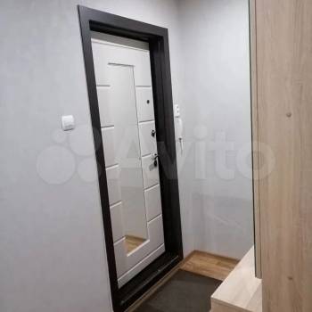 Продается 1-комнатная квартира, 36 м²
