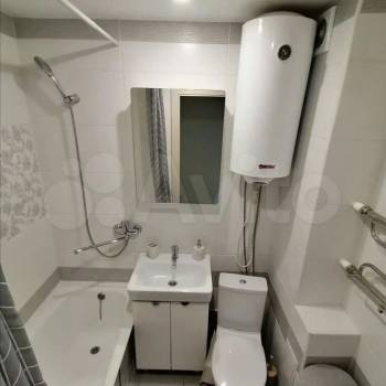 Продается 1-комнатная квартира, 36 м²