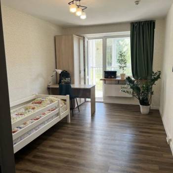 Продается Многокомнатная квартира, 75 м²