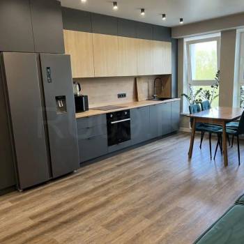 Продается Многокомнатная квартира, 75 м²