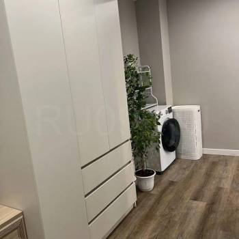 Продается Многокомнатная квартира, 75 м²