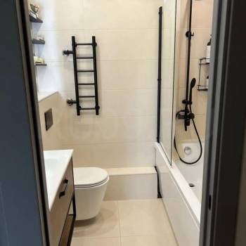Продается Многокомнатная квартира, 75 м²