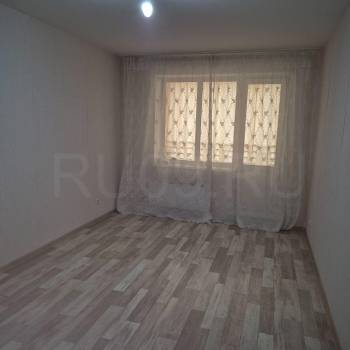 Продается 1-комнатная квартира, 39 м²