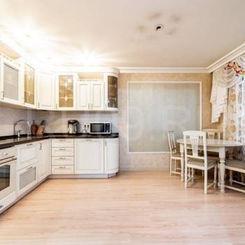 Продается 3-х комнатная квартира, 91,8 м²