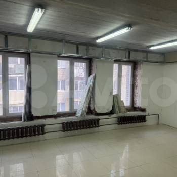 Сдается Нежилое помещение, 260 м²