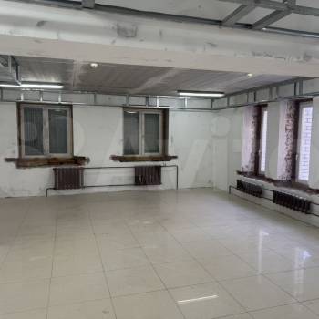 Сдается Нежилое помещение, 260 м²
