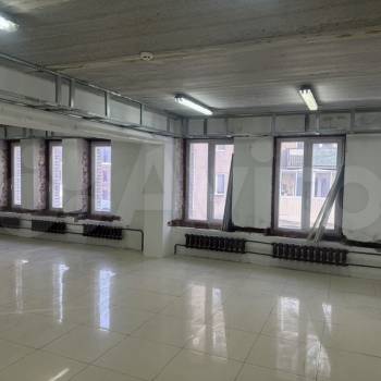 Сдается Нежилое помещение, 260 м²
