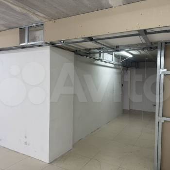 Сдается Нежилое помещение, 260 м²