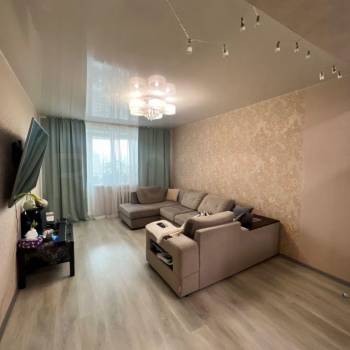 Продается 3-х комнатная квартира, 101 м²