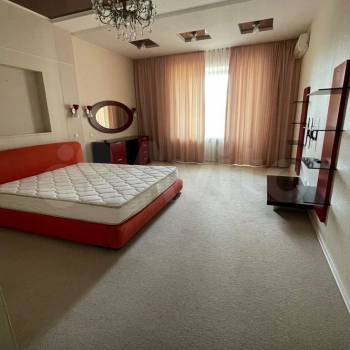 Продается 3-х комнатная квартира, 155 м²