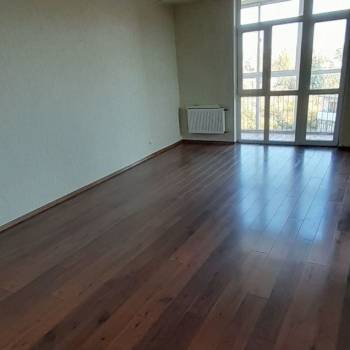 Продается 1-комнатная квартира, 54 м²