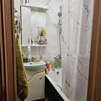 Продается 3-х комнатная квартира, 56 м²