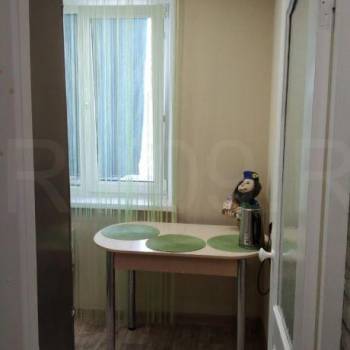Продается 1-комнатная квартира, 32 м²