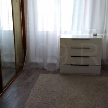 Продается 1-комнатная квартира, 32 м²