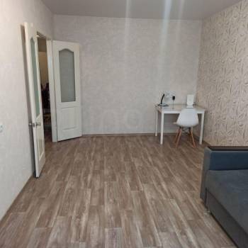 Продается 1-комнатная квартира, 39 м²