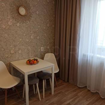 Продается 1-комнатная квартира, 39 м²