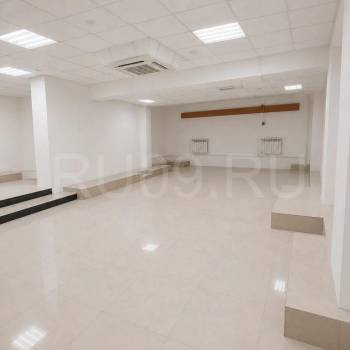 Сдается Нежилое помещение, 310 м²
