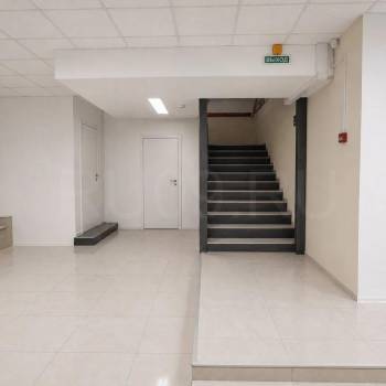 Сдается Нежилое помещение, 310 м²