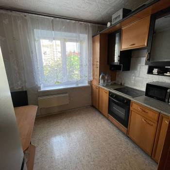 Продается 1-комнатная квартира, 78,6 м²