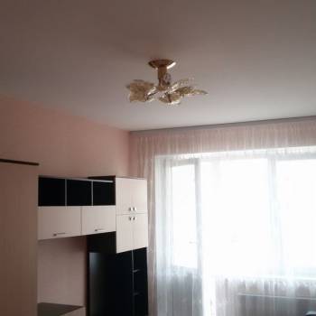 Сдается 1-комнатная квартира, 42 м²