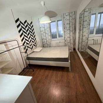 Продается 1-комнатная квартира, 43 м²