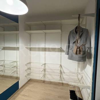 Продается 1-комнатная квартира, 43 м²