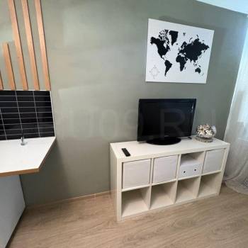 Продается 1-комнатная квартира, 43 м²