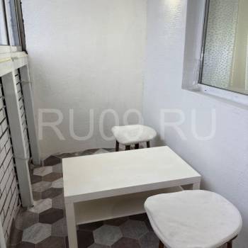 Продается 1-комнатная квартира, 43 м²