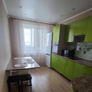 Сдается 2-х комнатная квартира, 60 м²