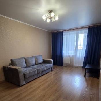 Сдается 2-х комнатная квартира, 60 м²