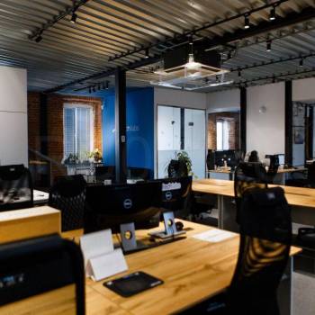 Сдается Нежилое помещение, 246 м²