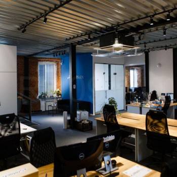 Сдается Нежилое помещение, 246 м²