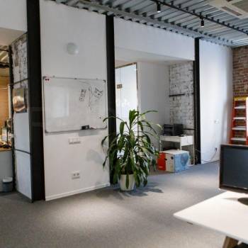 Сдается Нежилое помещение, 246 м²
