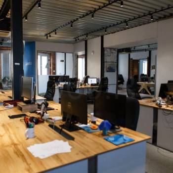 Сдается Нежилое помещение, 246 м²