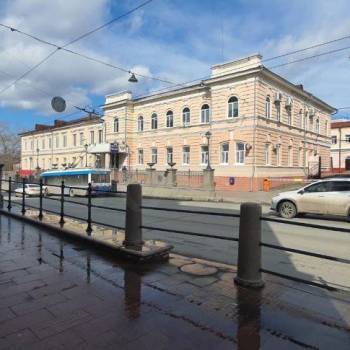 Сдается Нежилое помещение, 246 м²