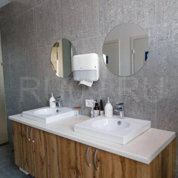 Сдается Нежилое помещение, 246 м²
