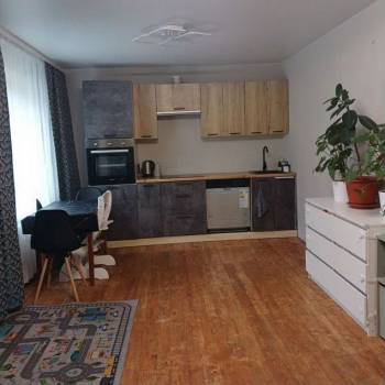 Продается 1-комнатная квартира, 45 м²