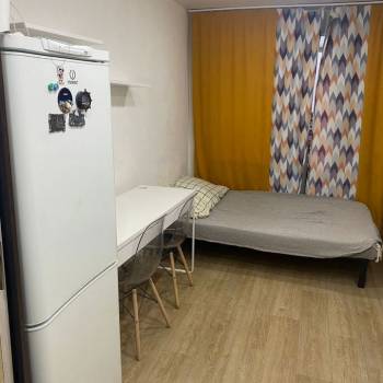 Продается 1-комнатная квартира, 18 м²