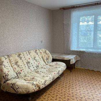 Продается 1-комнатная квартира, 35 м²