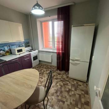 Продается 1-комнатная квартира, 36 м²
