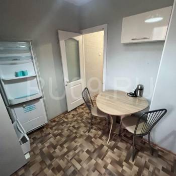 Продается 1-комнатная квартира, 36 м²