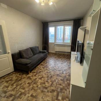 Продается 1-комнатная квартира, 36 м²