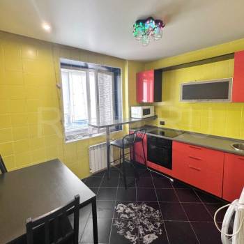 Продается 1-комнатная квартира, 39 м²